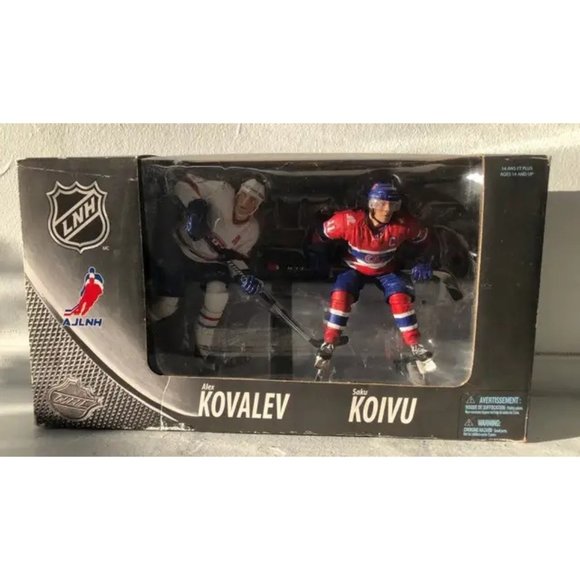 NHL Montreal Canadians Sports Picks Exclusive figures - Picture 1 of 1